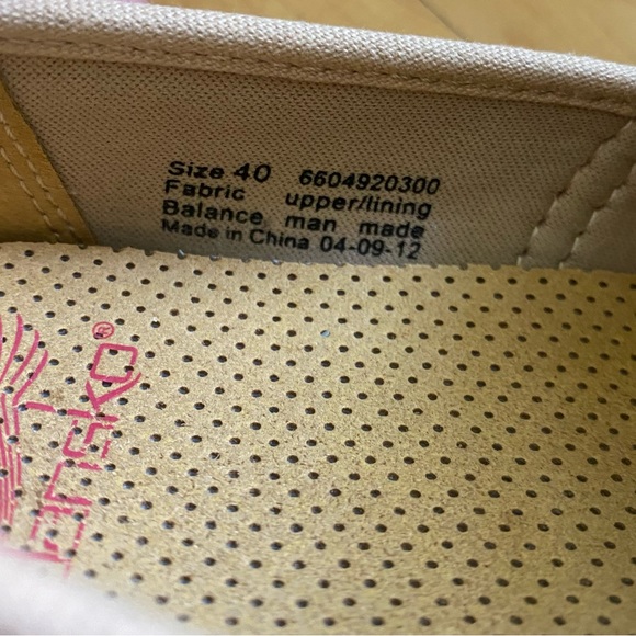 Dansko Victoria Red Grass Espadrille Clogs - Picture 6 of 6
